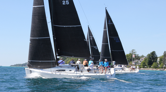 J/111s sailing Tri-State and Bi-State Race